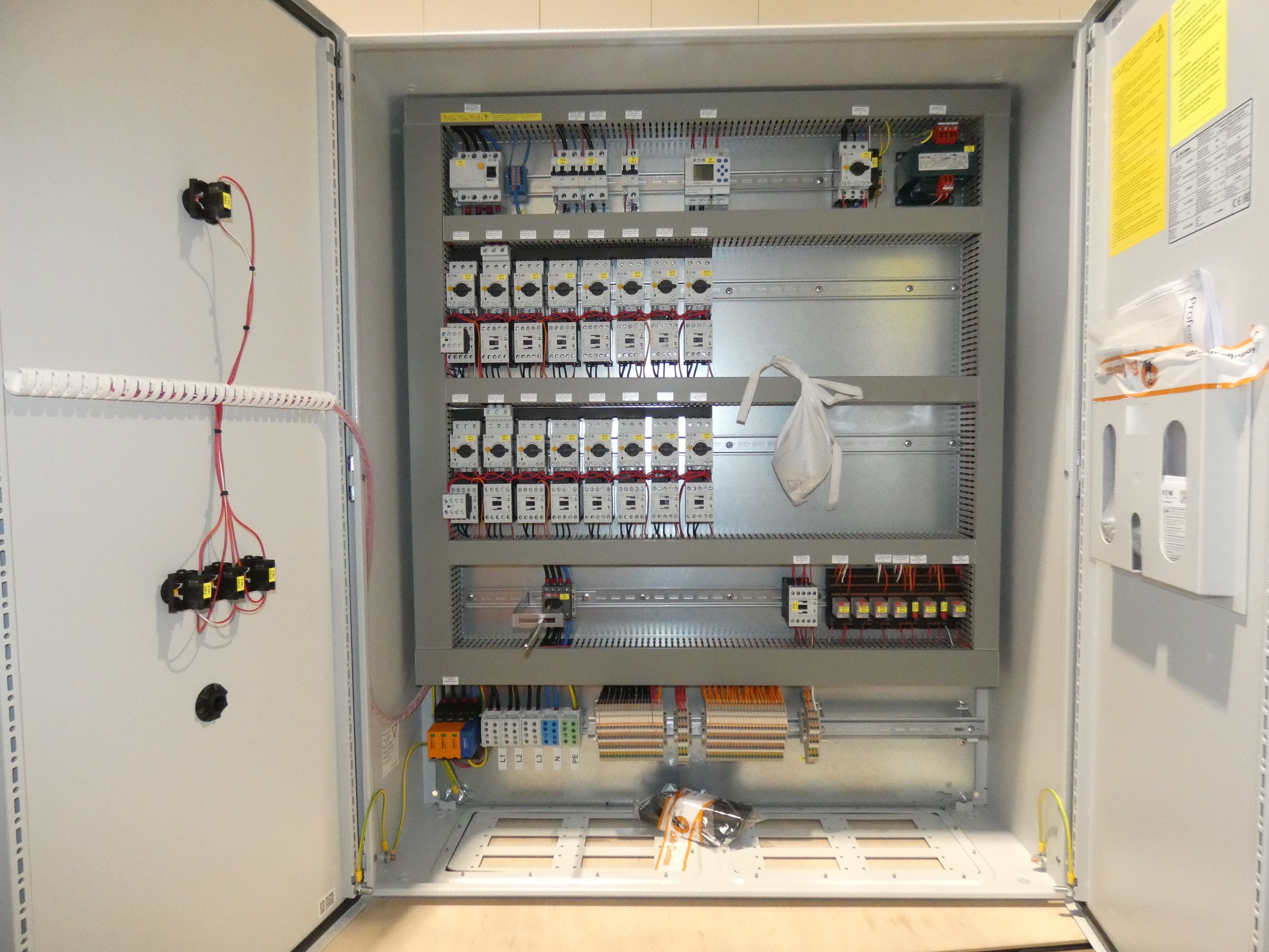 Control cabinet San Miguel ECC house 2-4